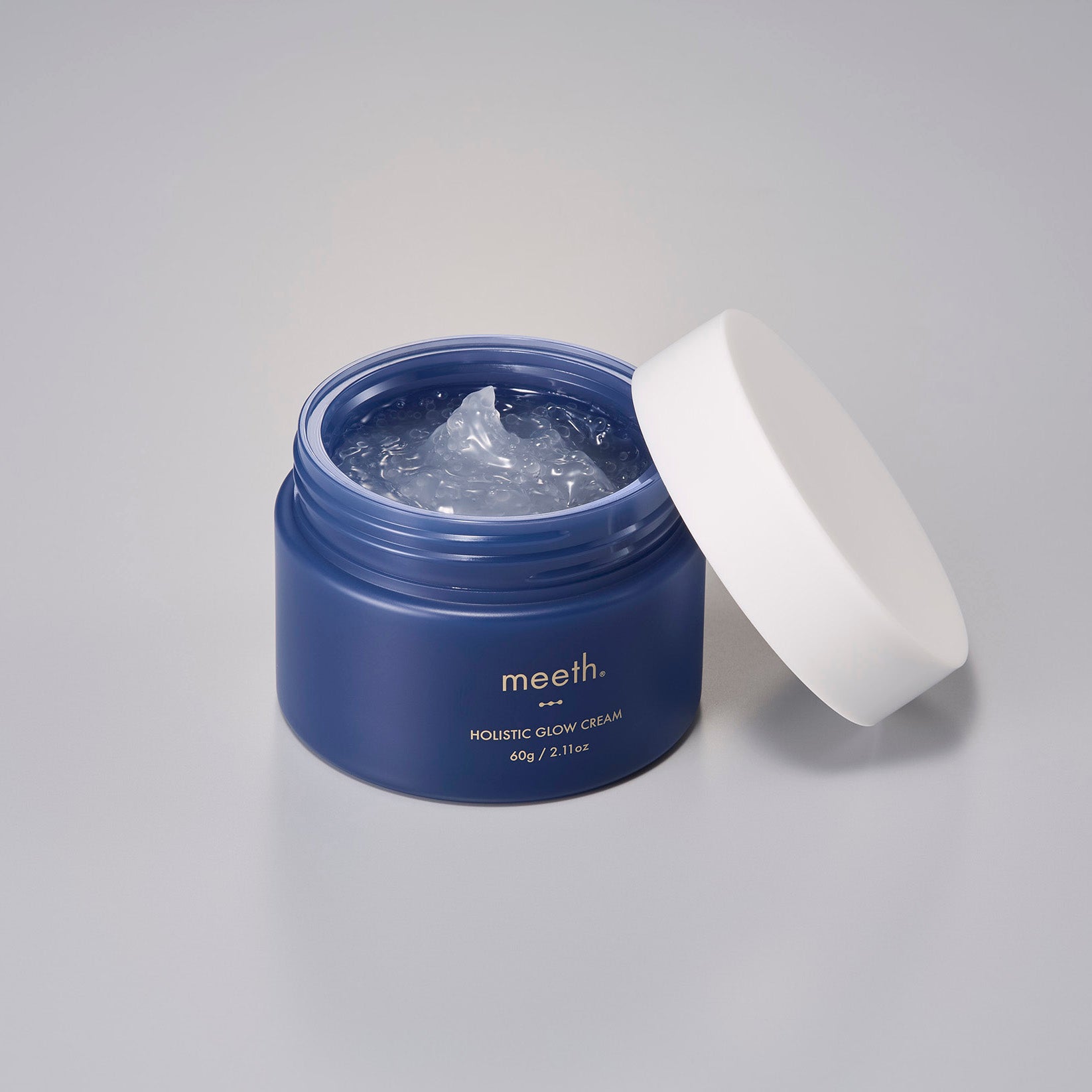 Meeth 3 Dot Holistic Glow Cream texture swatch