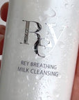 Rey Breathing Milk Cleansing