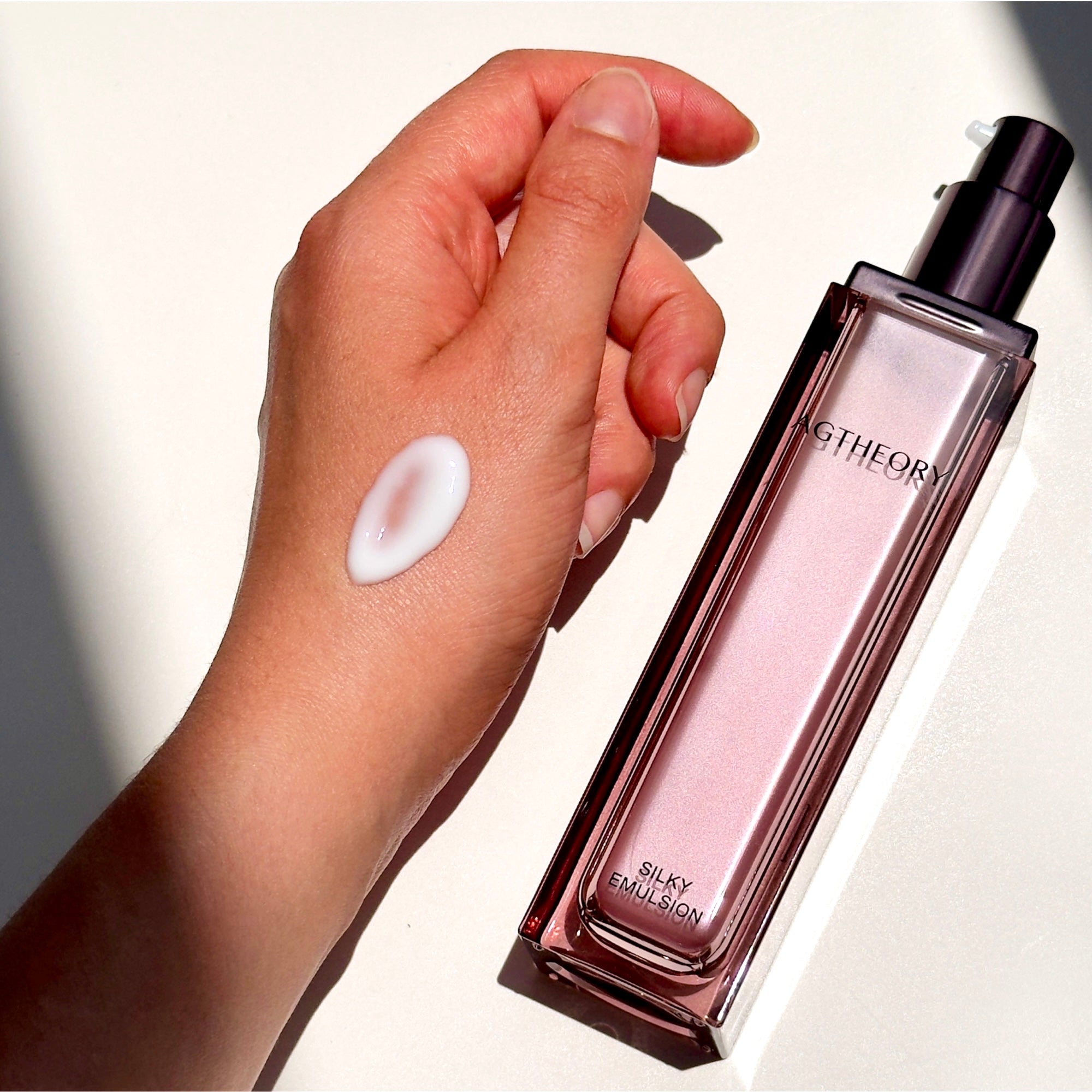 AXXZIA AGTHEORY Silky Emulsion