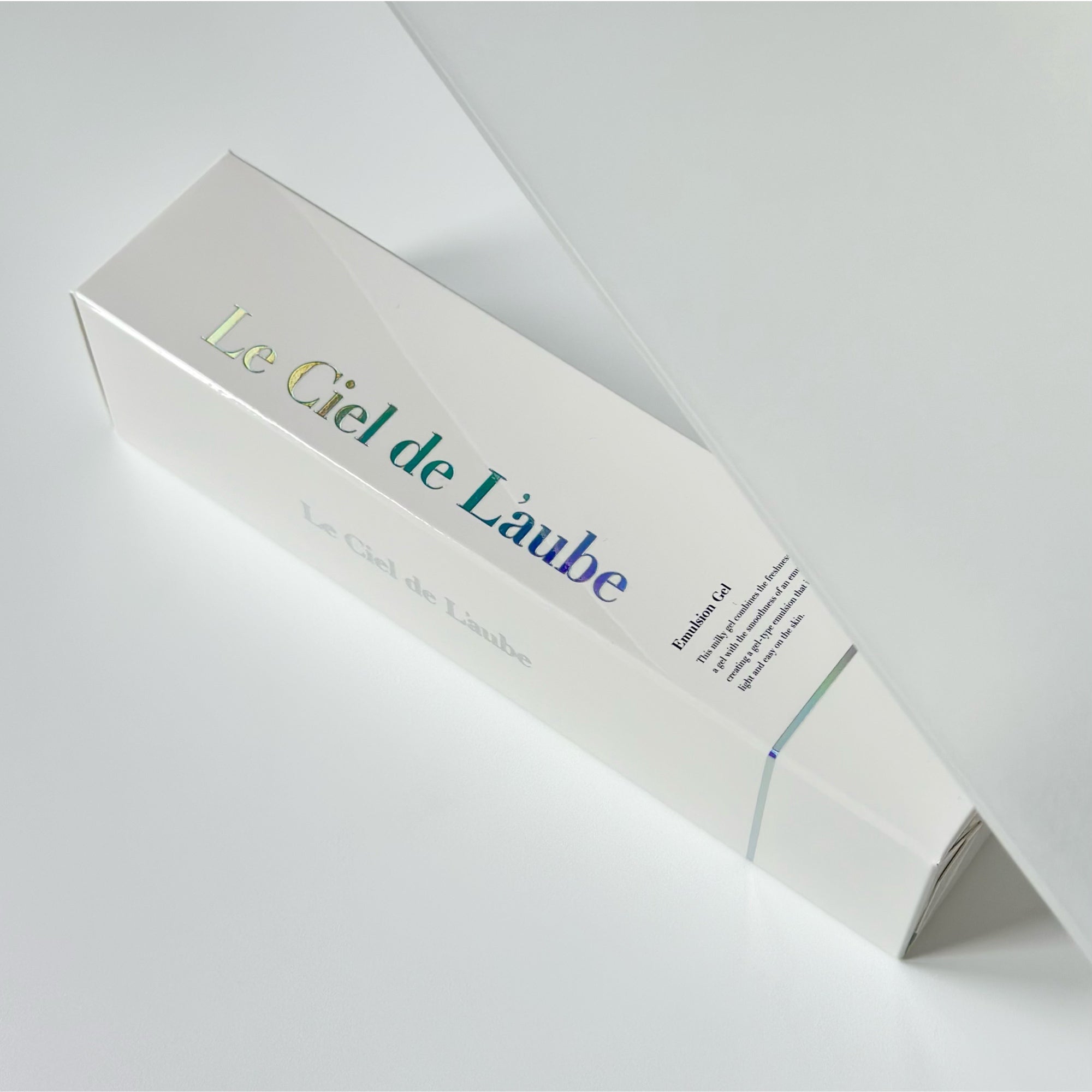 AXXZIA Le Ciel De L'Aube Emulsion Gel