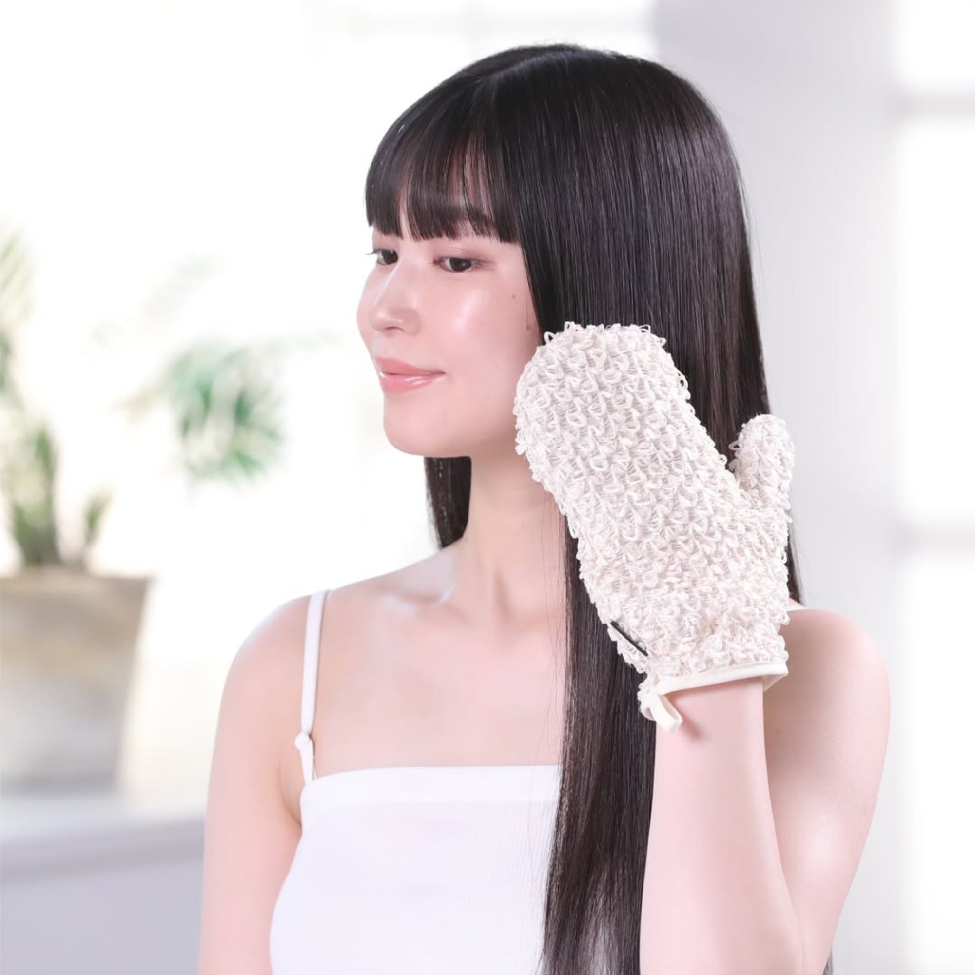 Strainia Silk Care Mitten (100% Japanese Silk)