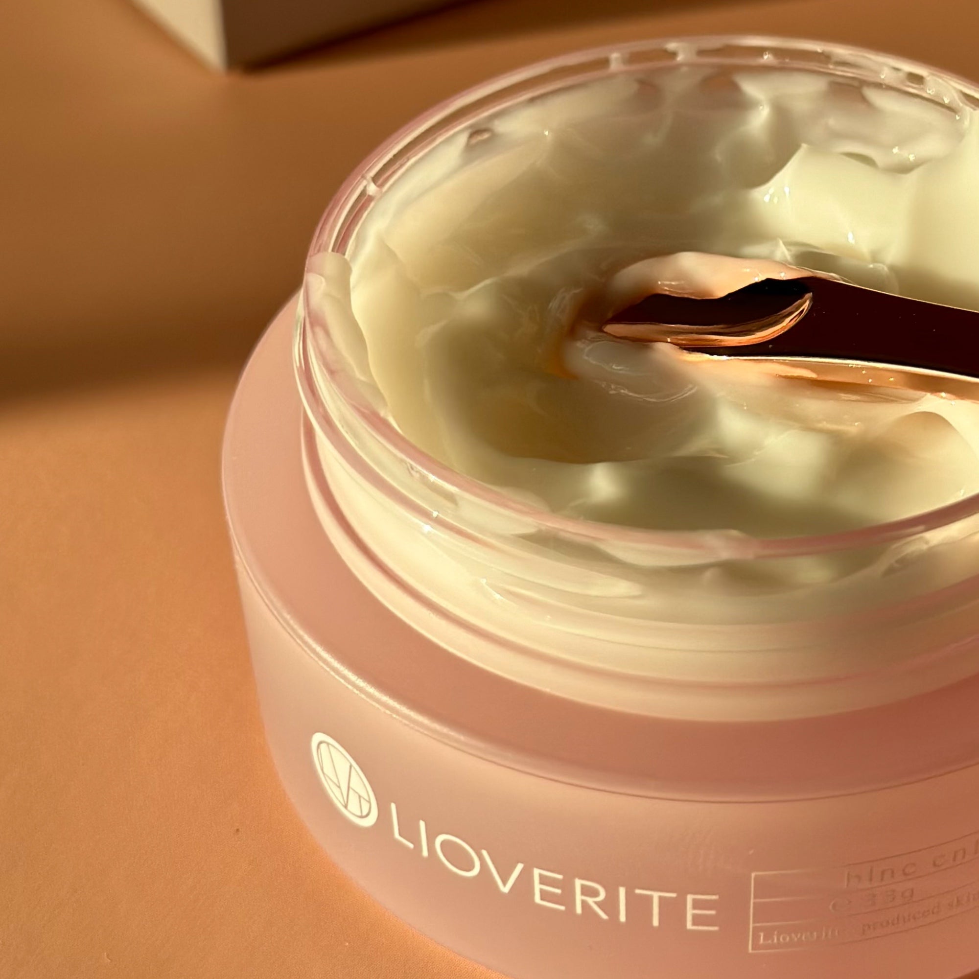 LIOVERITE Balance Control Cream