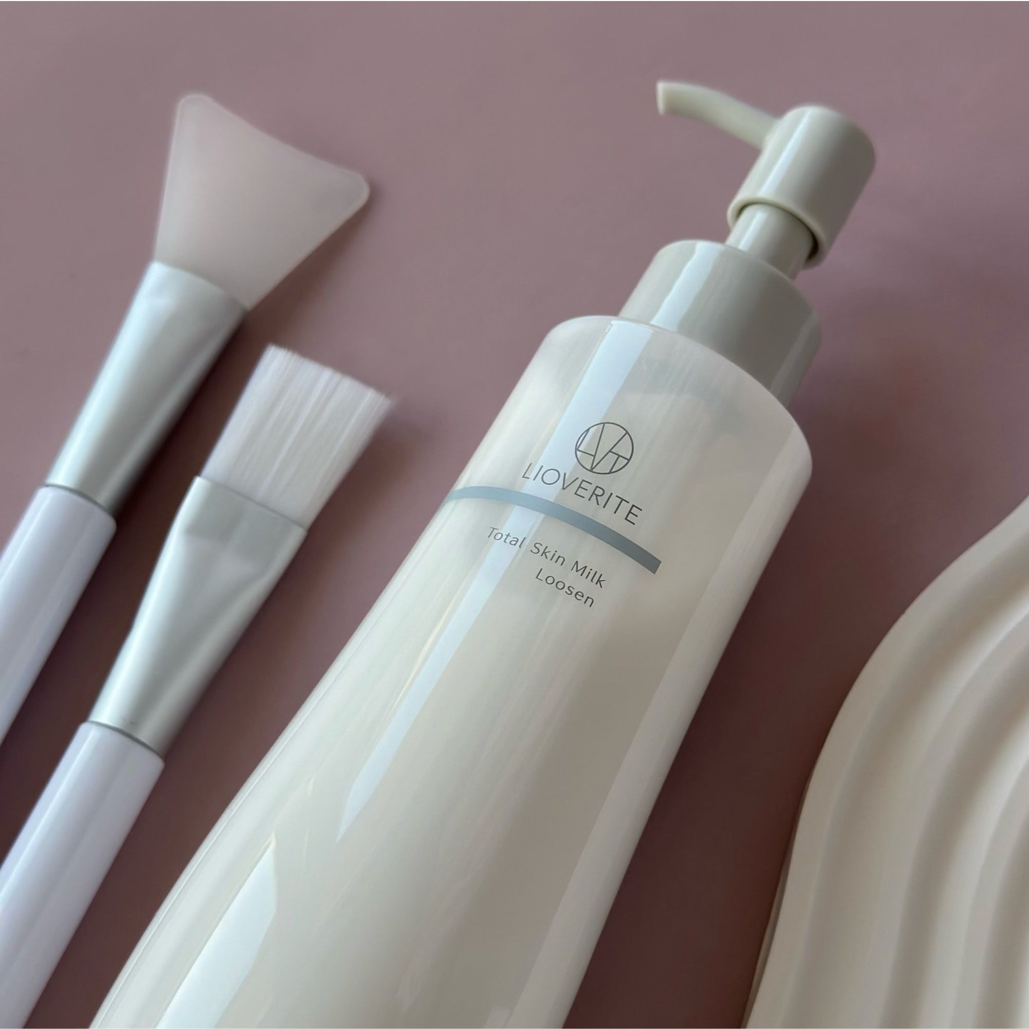 LIOVERITE Total Skin Milk Plow