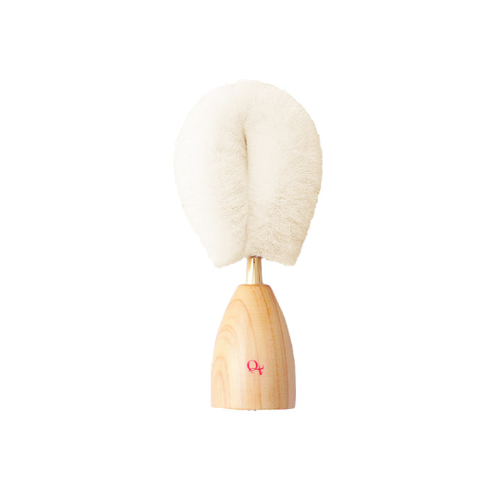 Tomioka Silk Facial Brush